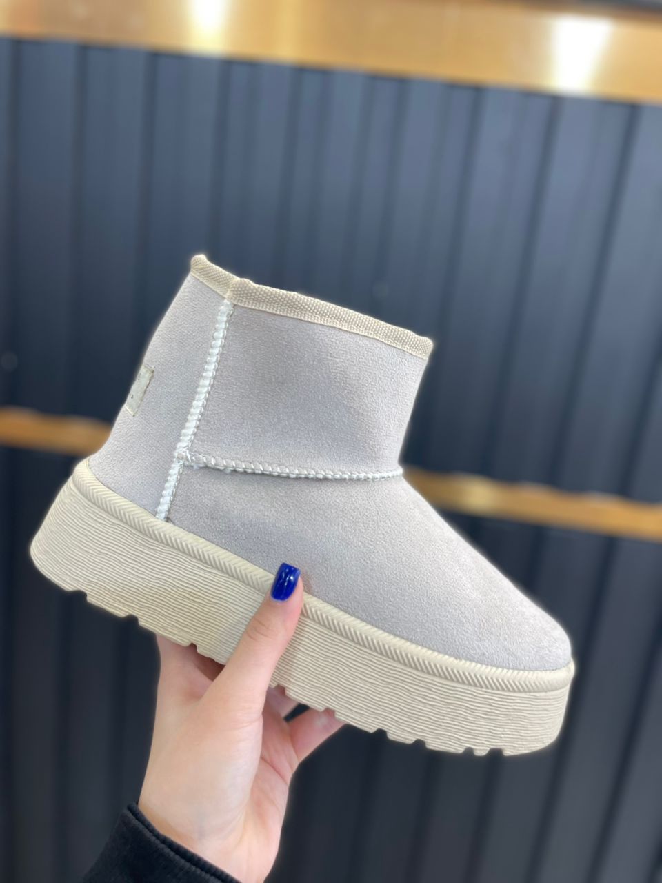 آگ خزدار کوتاه