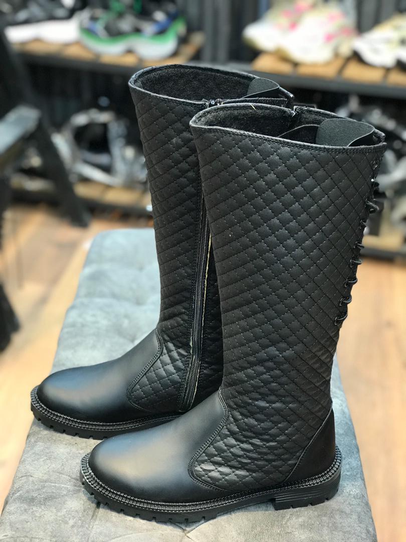 چکمه شنل دوزی