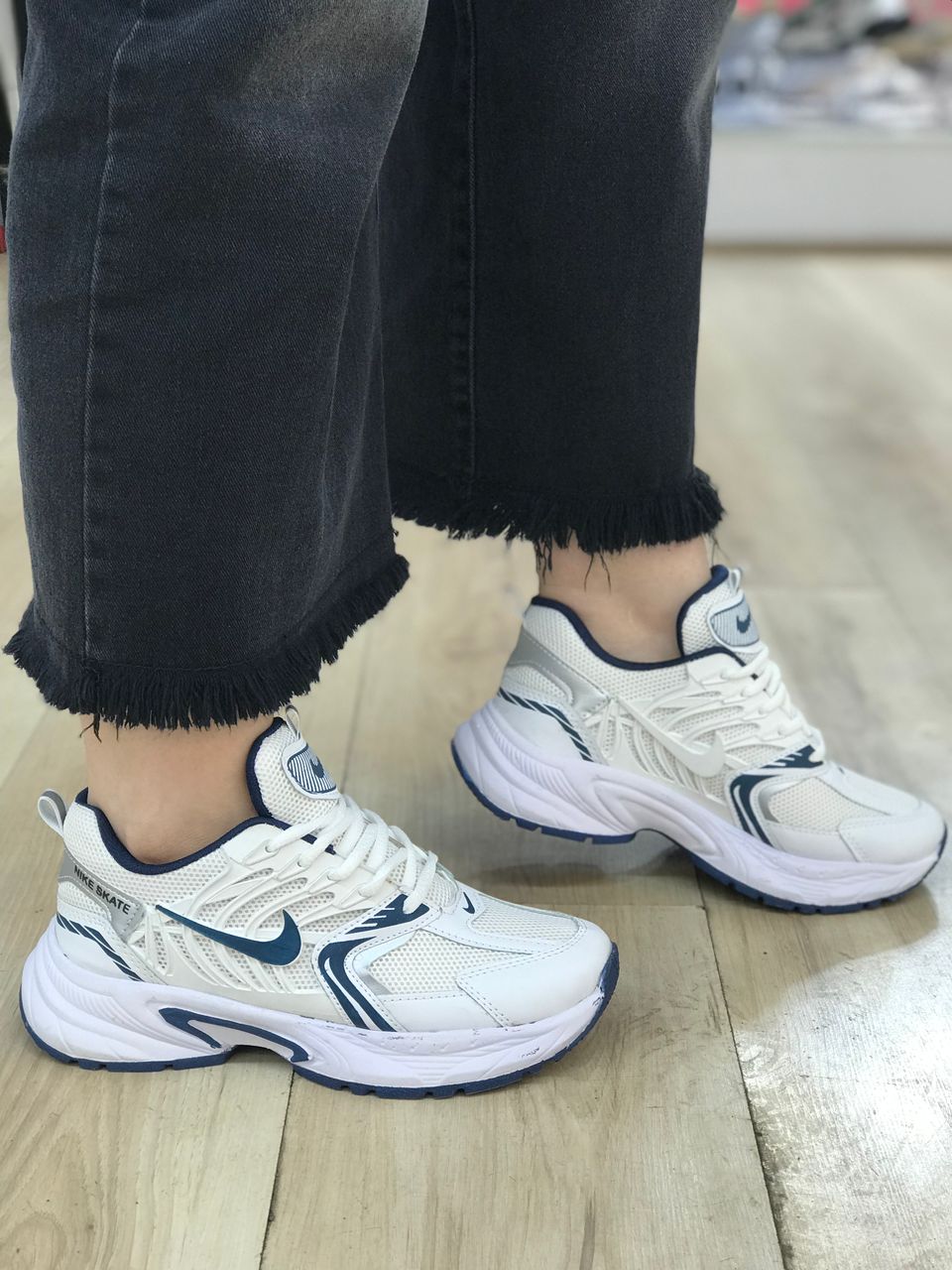 کتونی نایک اسکات