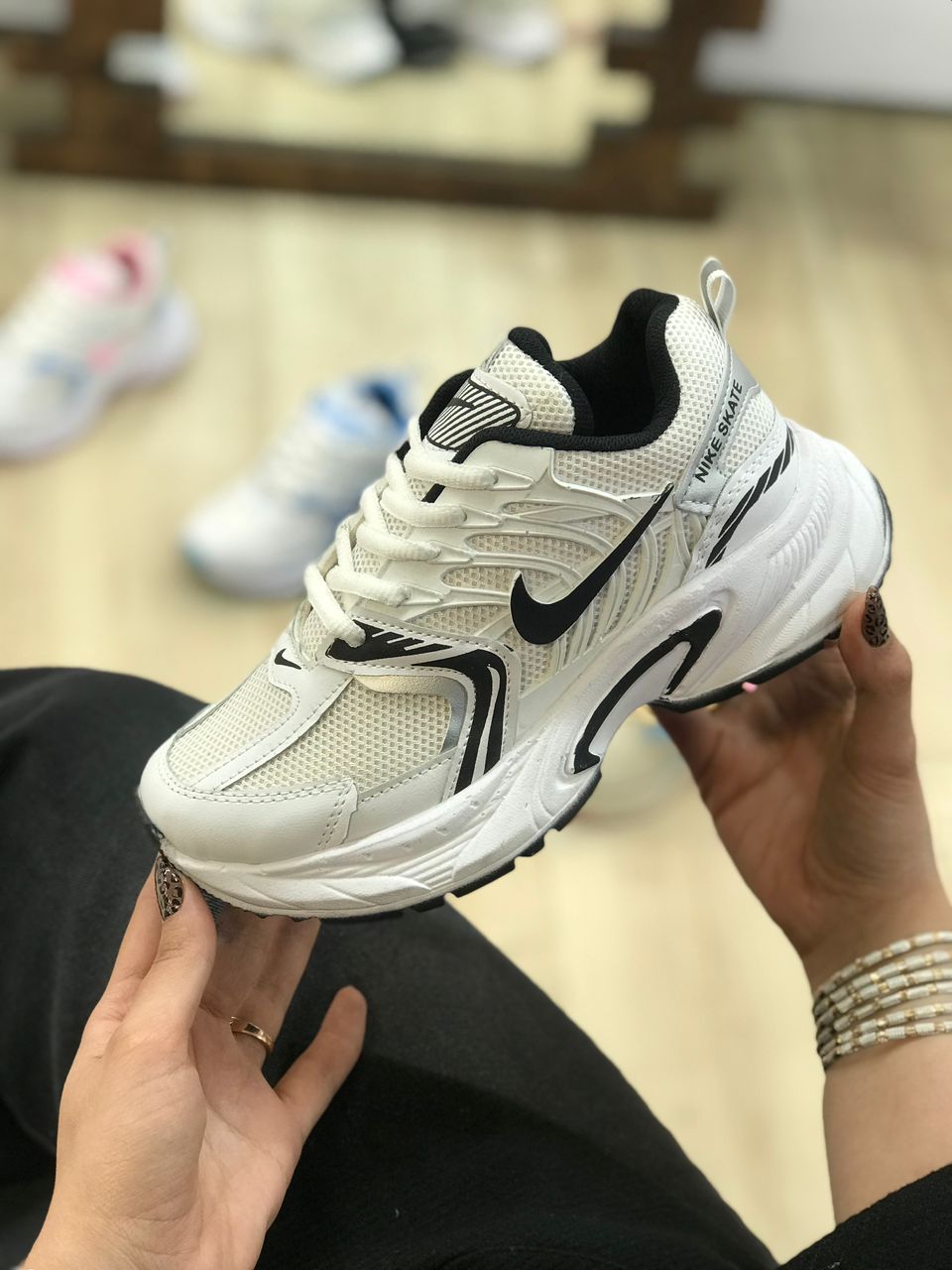 کتونی نایک اسکات