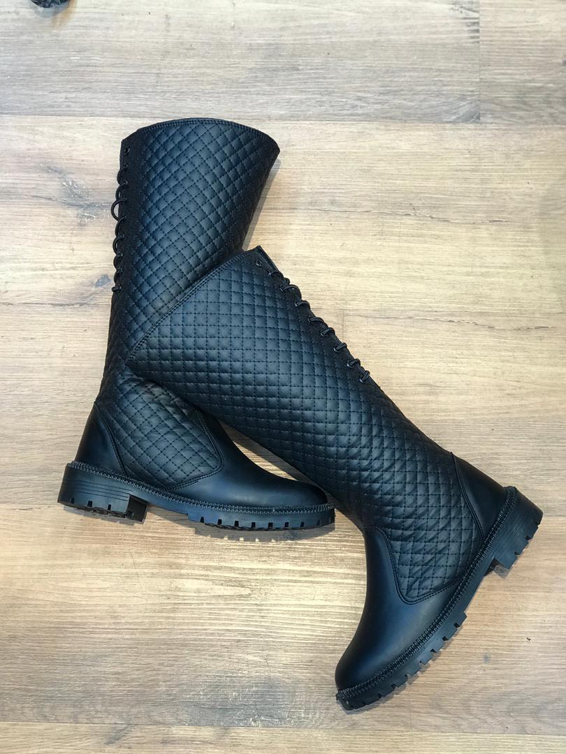 چکمه شنل دوزی